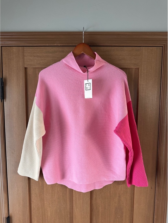 THML Sweaters - NWT THML Mock Neck Colorblock Knit Sweater Pink & Cream Women’s XS Oversized